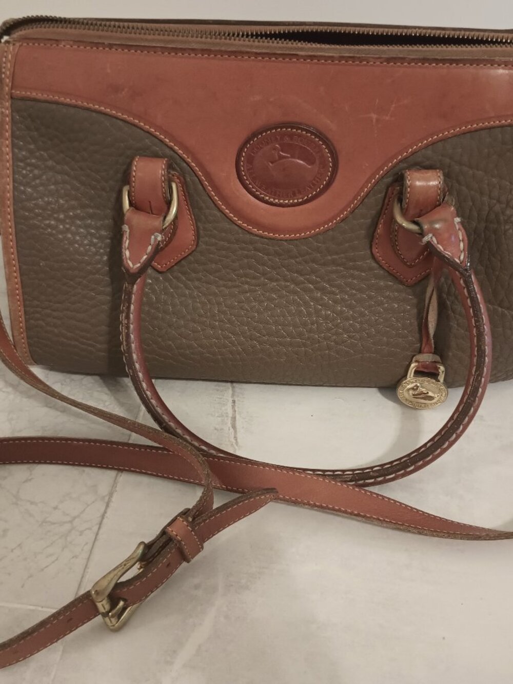 Dooney & Bourke Satchel Purse All-Weather 100% LEATHER USA Vintage Saddle Bag